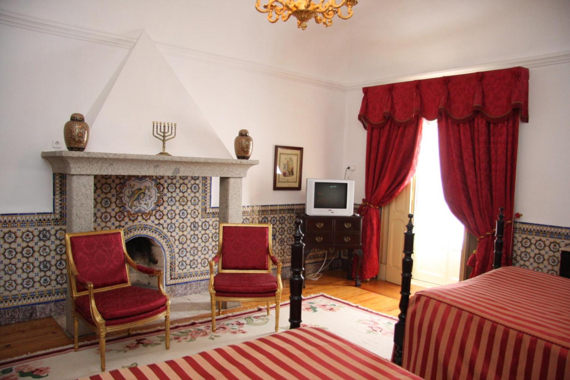 Bed and Breakfast Casa D. Diogo Arraiolos Exterior foto